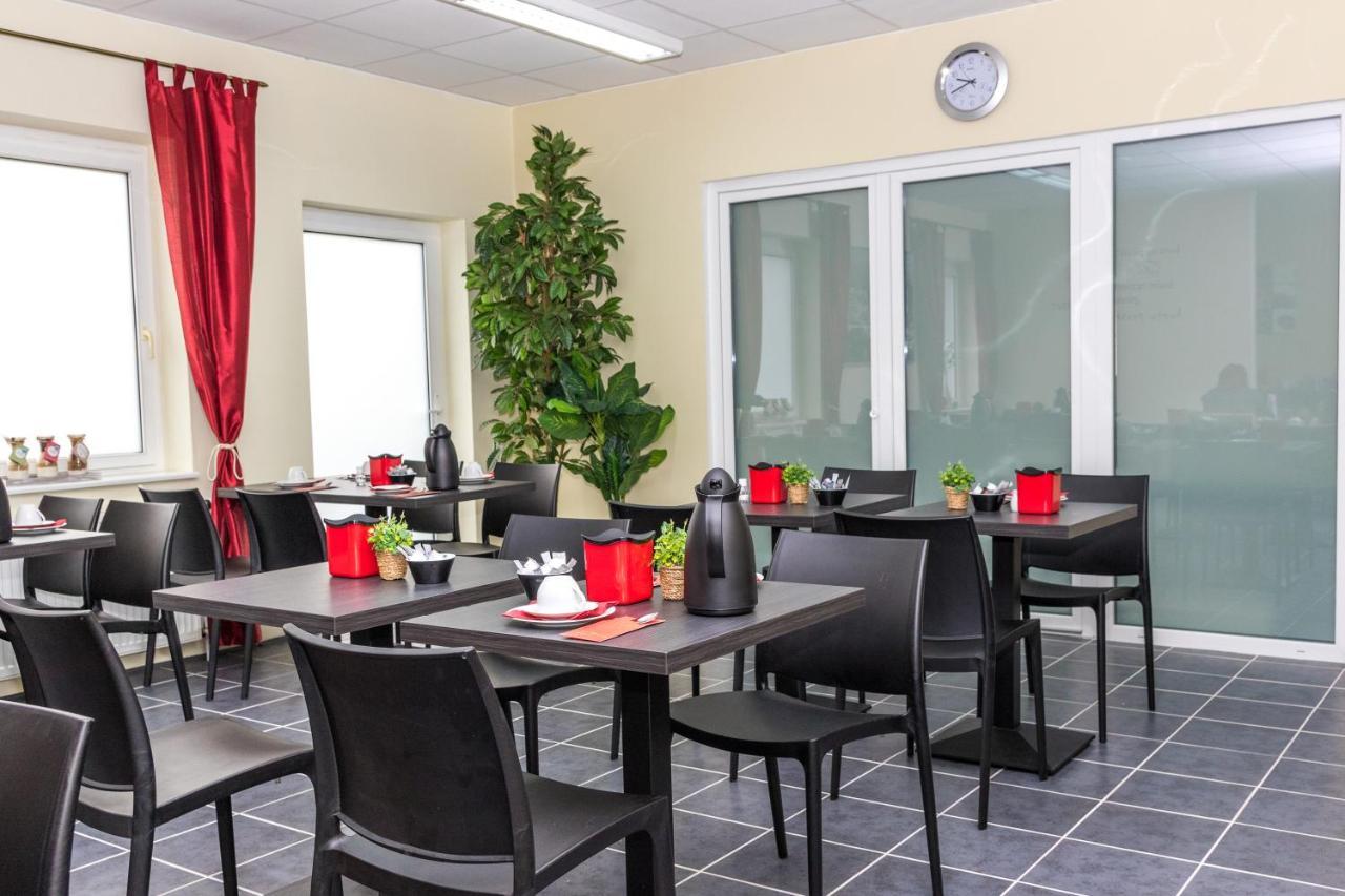 Messe Motel Латцен Экстерьер фото
